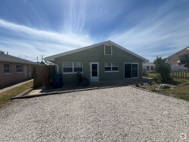 Building Photo - 3862 S Atlantic Ave Unit East Rental