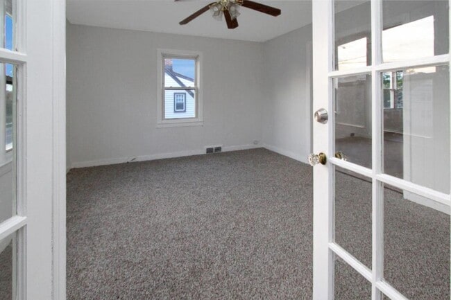 Photo - 1606 South Ave