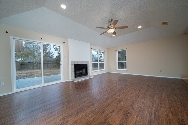 Photo - 2411 Gunston Ct