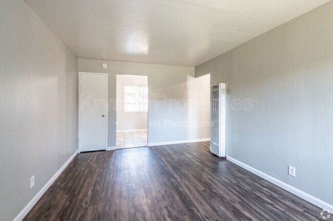 Photo - 2052 Red Robin Ln Unit 3