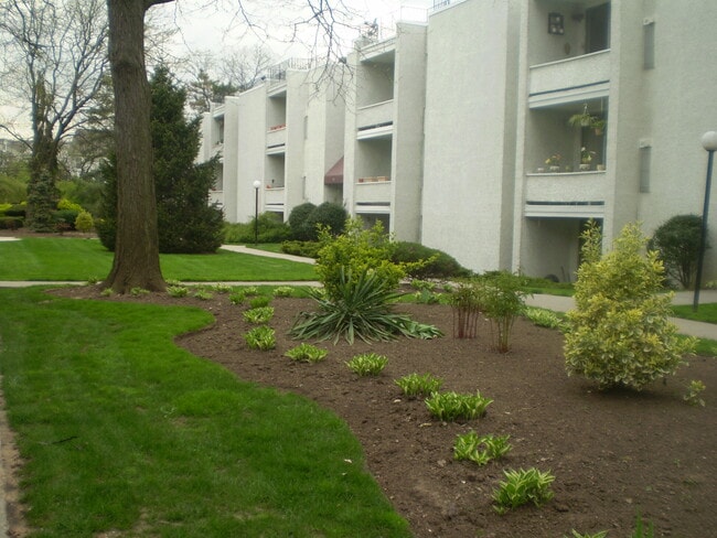 Photo - 452 River Rd Condo Unit K