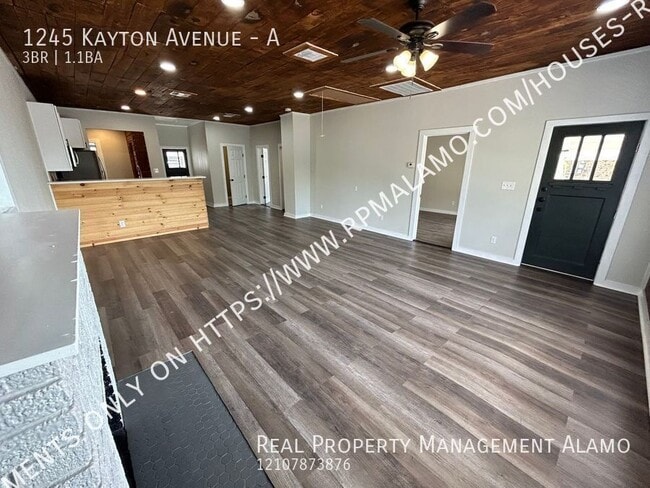 Photo - 1245 Kayton Ave Unidad A