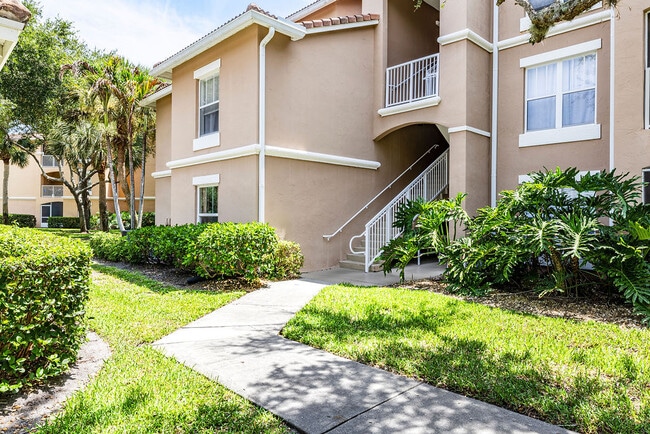Photo - 5060 Fairways Cir Unit Fairways #F101