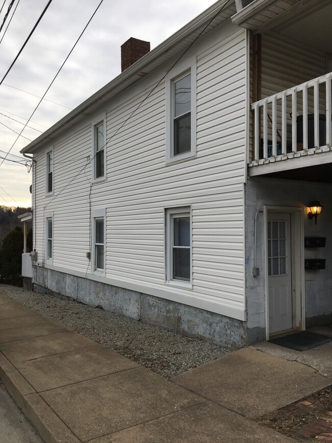 Photo - 701 Railroad st Townhome
