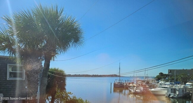 Building Photo - 390 W Cocoa Beach Causeway Unit 30-4