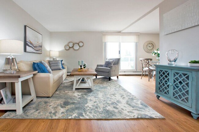 Capitol Hill Apartments