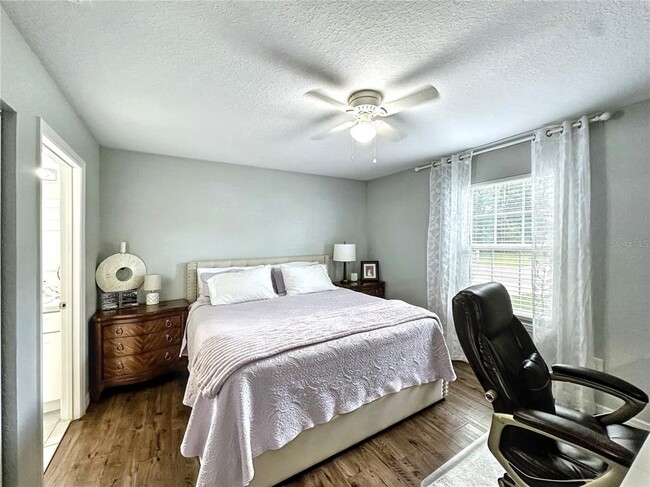 Photo - 1407 NW 18th Ct