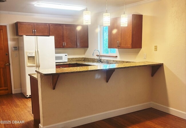 Photo - 19 Capri Cir