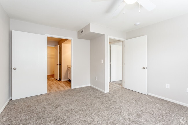 3 habitaciones, 2 baños - Belmont (Reformado)