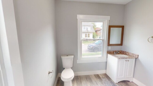 Photo - 2228 Wayne Ave