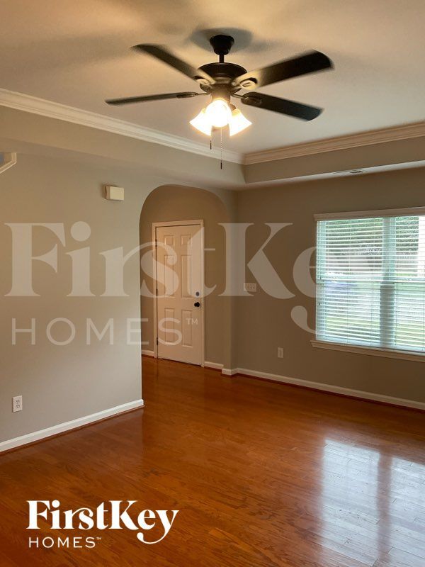 Photo - 2804 Bridlewood Terrace