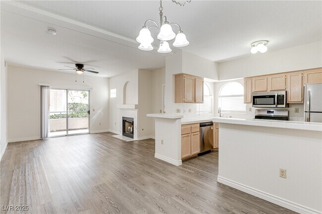 Building Photo - 2251 Wigwam Pkwy Unit 1211