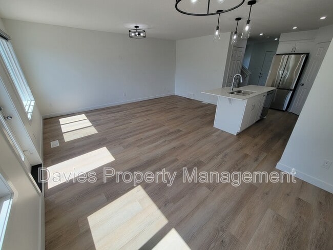 Photo - 8887 Carson Way SW