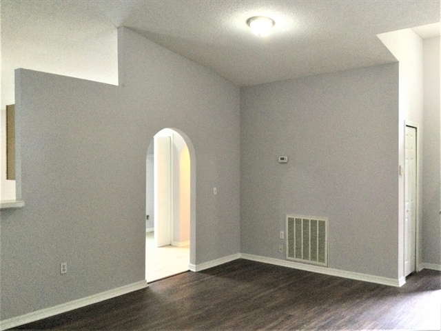 Photo - 1615 Alhambra Crest Dr