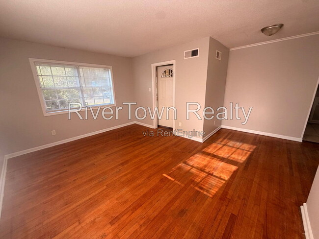 Photo - 4106 Navaho Ave