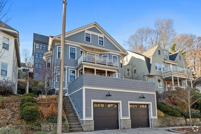 Building Photo - 62 Atherton Rd Unit 1 Rental