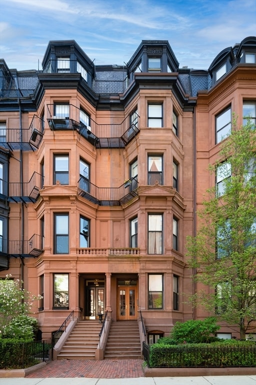 Photo - 195 Beacon St Condo Unit 4