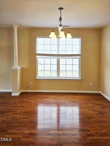 Photo - 105 Chandler Springs Dr