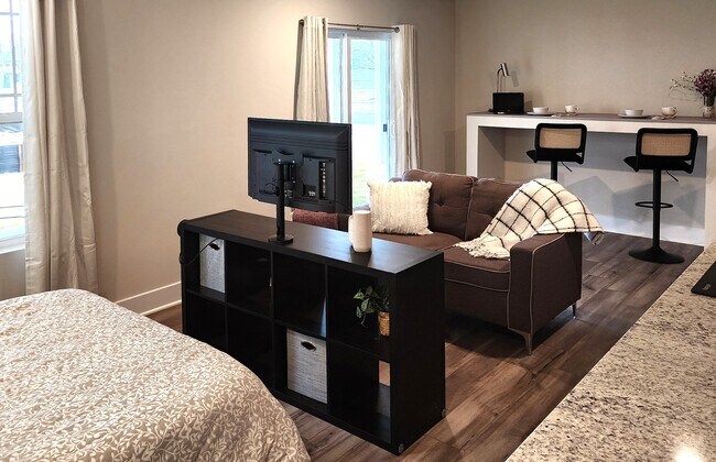 1803 Tolchester Way Unidad The Tolhouse