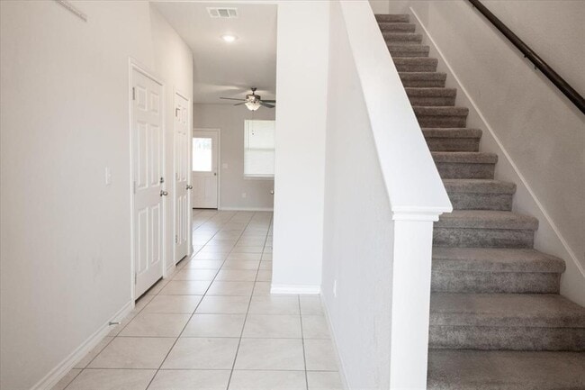 Photo - 7403 Albany Dr