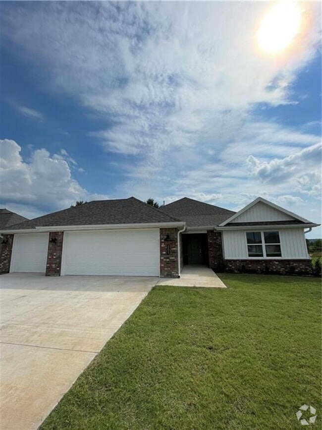 Building Photo - Brand New Construction 4 bedroom 2 bath Rental