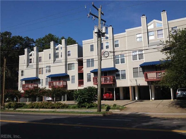 WEST GHENT (Baldwin Commons) - WEST GHENT (Baldwin Commons) House