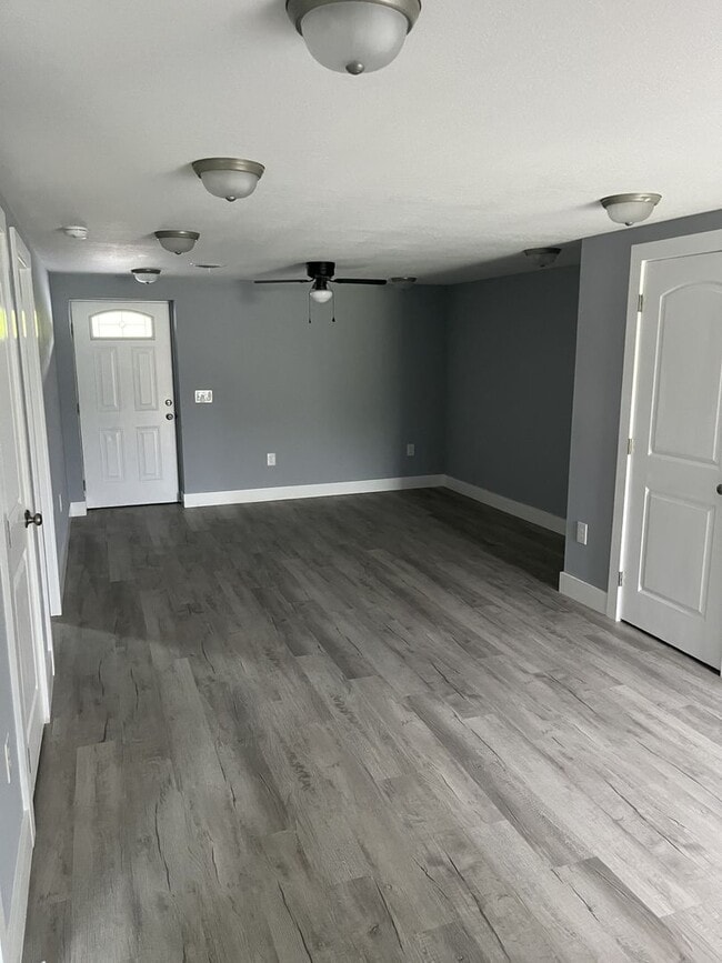 Photo - 1451-1457 Silver City Road Unidad 1457