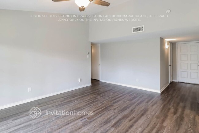 Photo - 425 Birchwood Dr