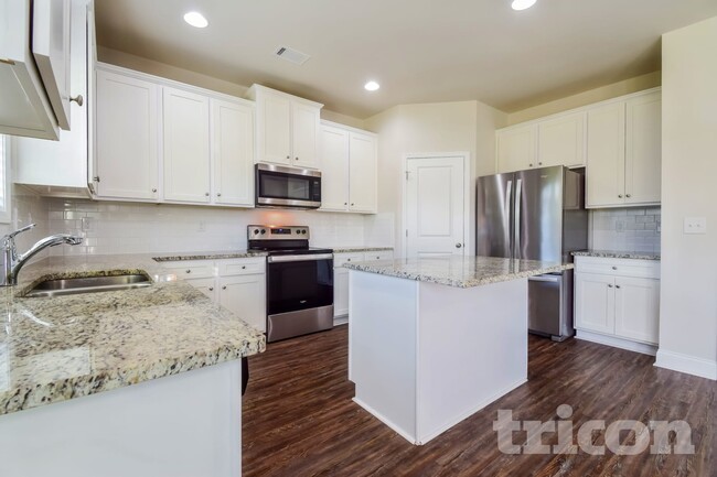 Photo - 4010 Bella View Ln