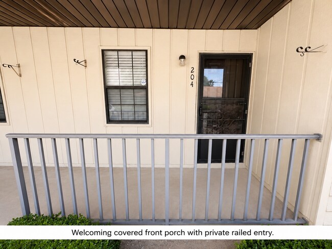 Photo - End Unit 2BR/2BA One-Level Condo with Screened Porch in Powder Springs