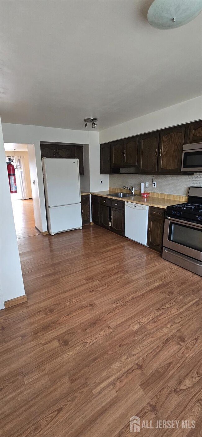 Photo - 78 Highview Dr