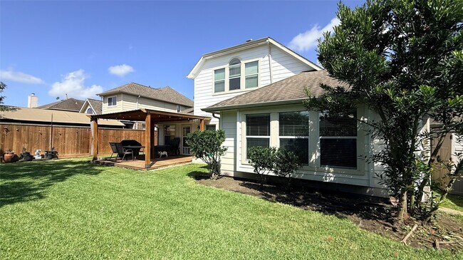 Photo - 842 Crystal Bay Ln