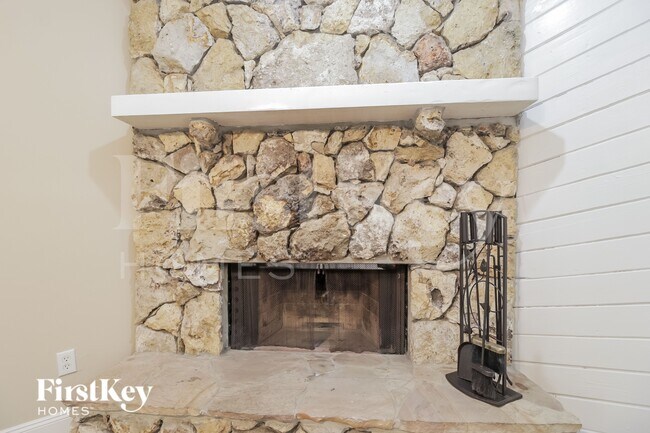 8532 Park Highland Dr