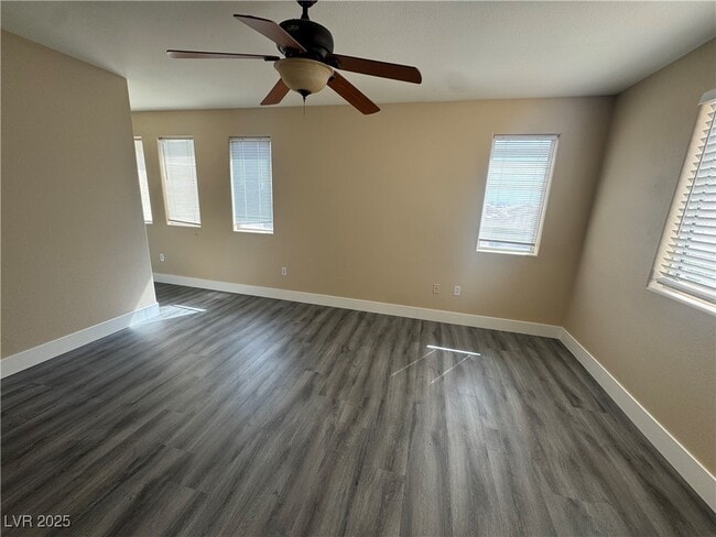 Building Photo - 10342 Adrianna Ave Rental