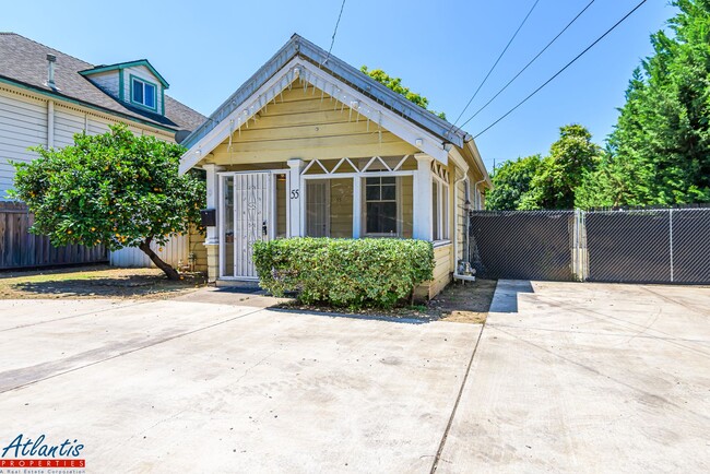 Building Photo - Lovely Downtown San Jose Home | Off-Street Parking