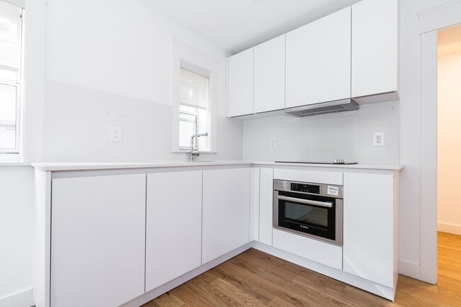 Photo - 50 Gloucester St Unit 102