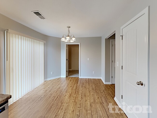 Photo - 300 Sunny Vw Dr