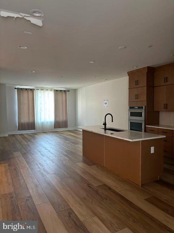 Building Photo - 310 Manion Aly