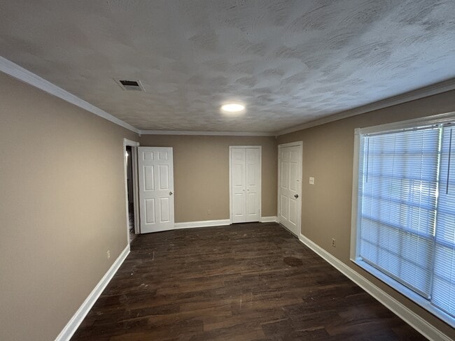 Photo - 3895 St Elmo Ave