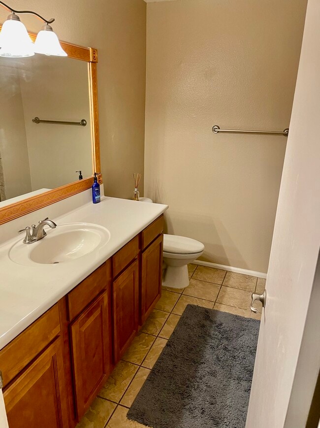 Master bath - 10055 E Mountainview Lake Dr Condo Unit 1050