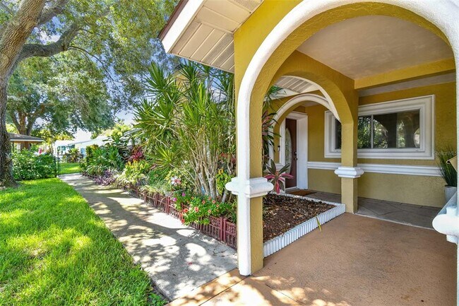 Photo - 8590 119th St N