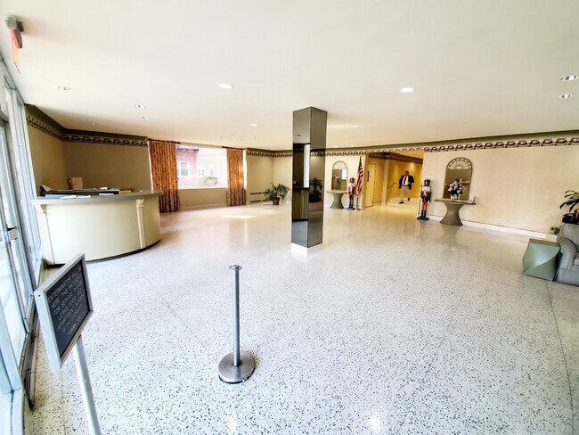 Photo - 4265 Kissena Blvd