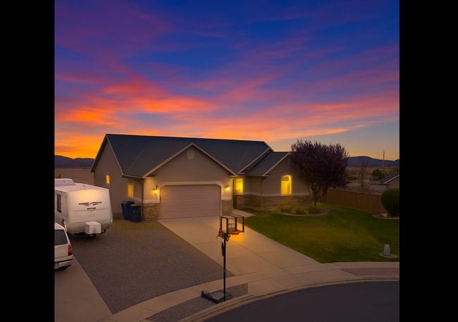 Building Photo - 2199 S Morgan Rd