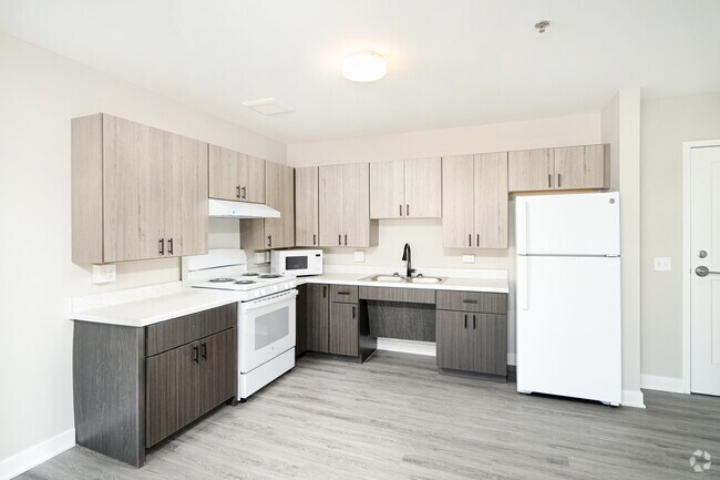 3BR, 2BA - 995SF - Kitchen