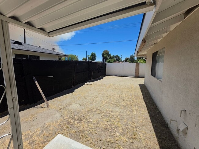 Photo - Two Bedroom Two Bathroom Duplex in Hemet!