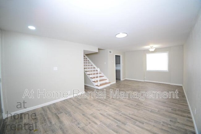 Photo - 109 S 9th St Unit 107