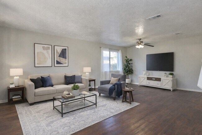 Photo - 219 Fort Sumter Ct