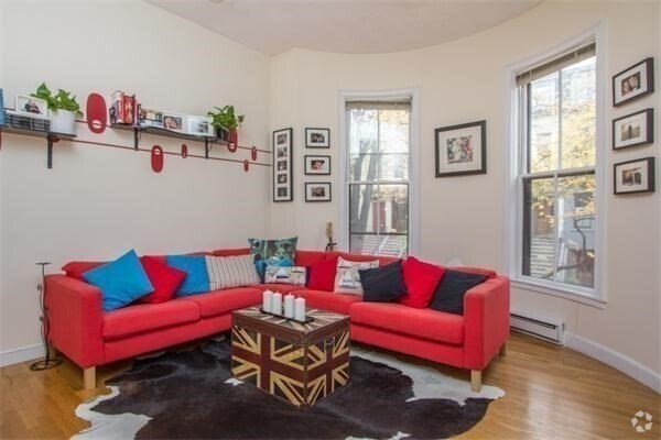 Building Photo - 214 W Canton St Unit 2 Rental