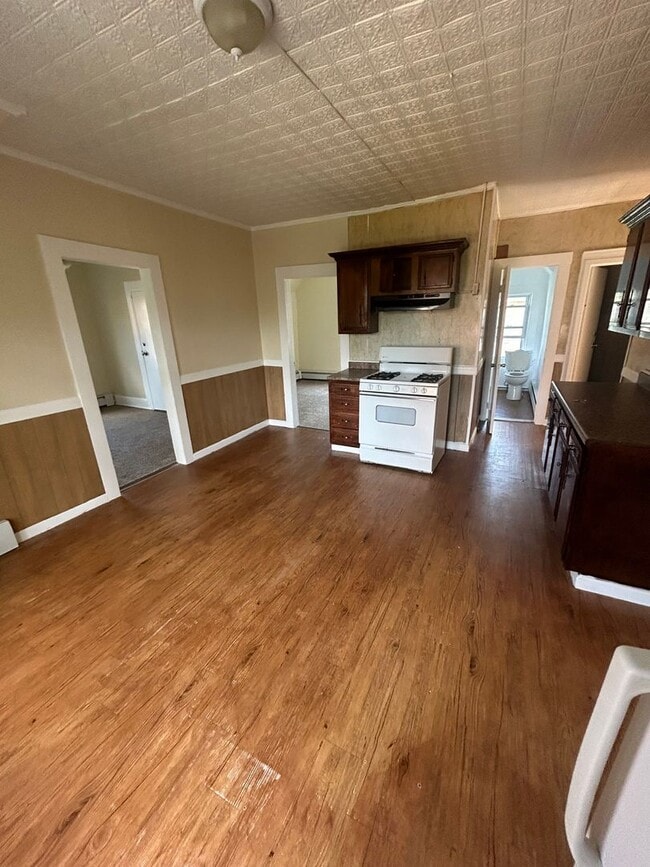Photo - 5 Oak St Unit 3