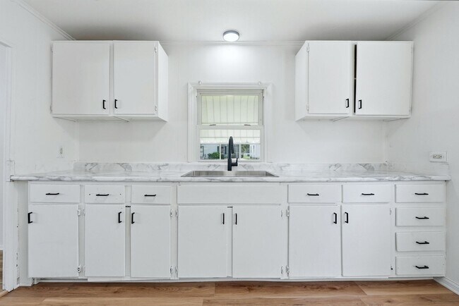 Photo - New 3 bedroom listing!